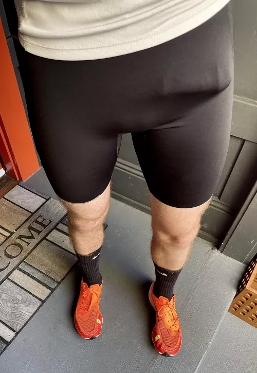 Do you like my thick outline? by ThatBulgeGuy