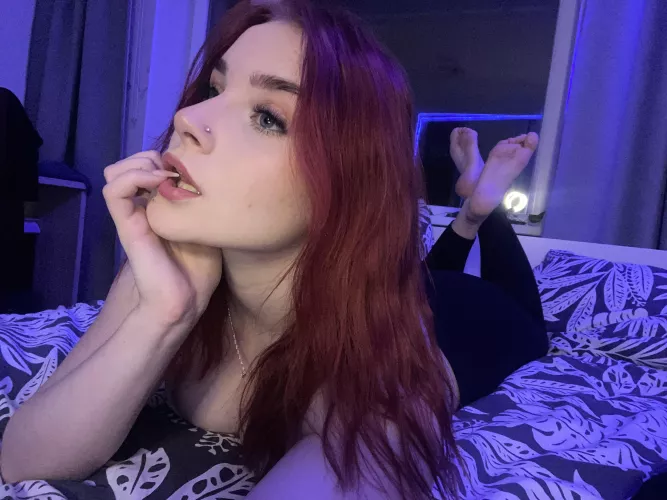 Do you like this pose? by Yummy_Cummy