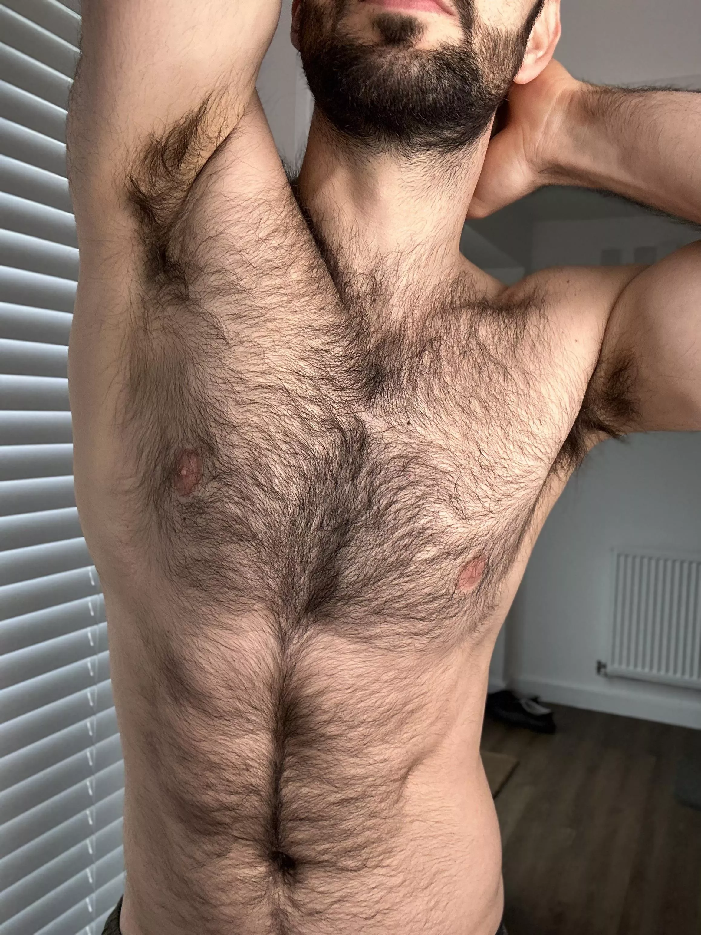 Do you like worshipping post-sweaty pits? posted by Viprogue