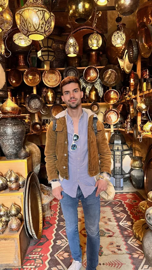 Don’t sell me no pipe dreams by MisterOjos2020