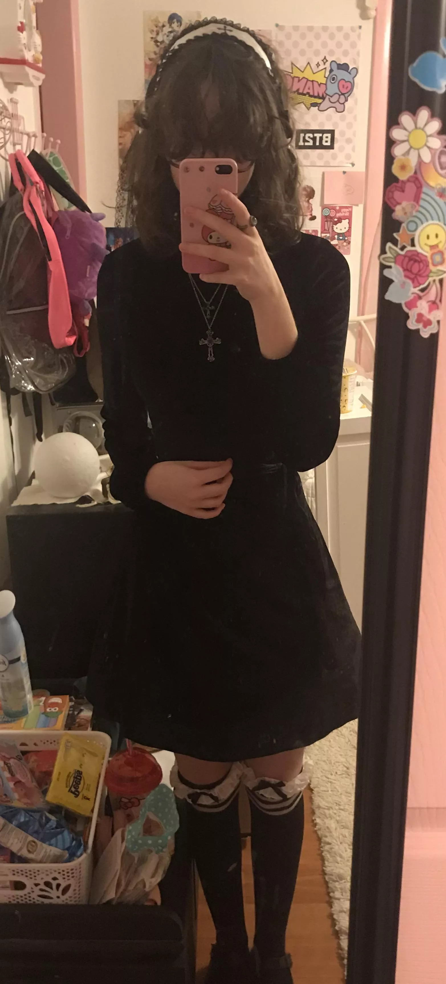 fancy little dress! posted by Oki-dokie