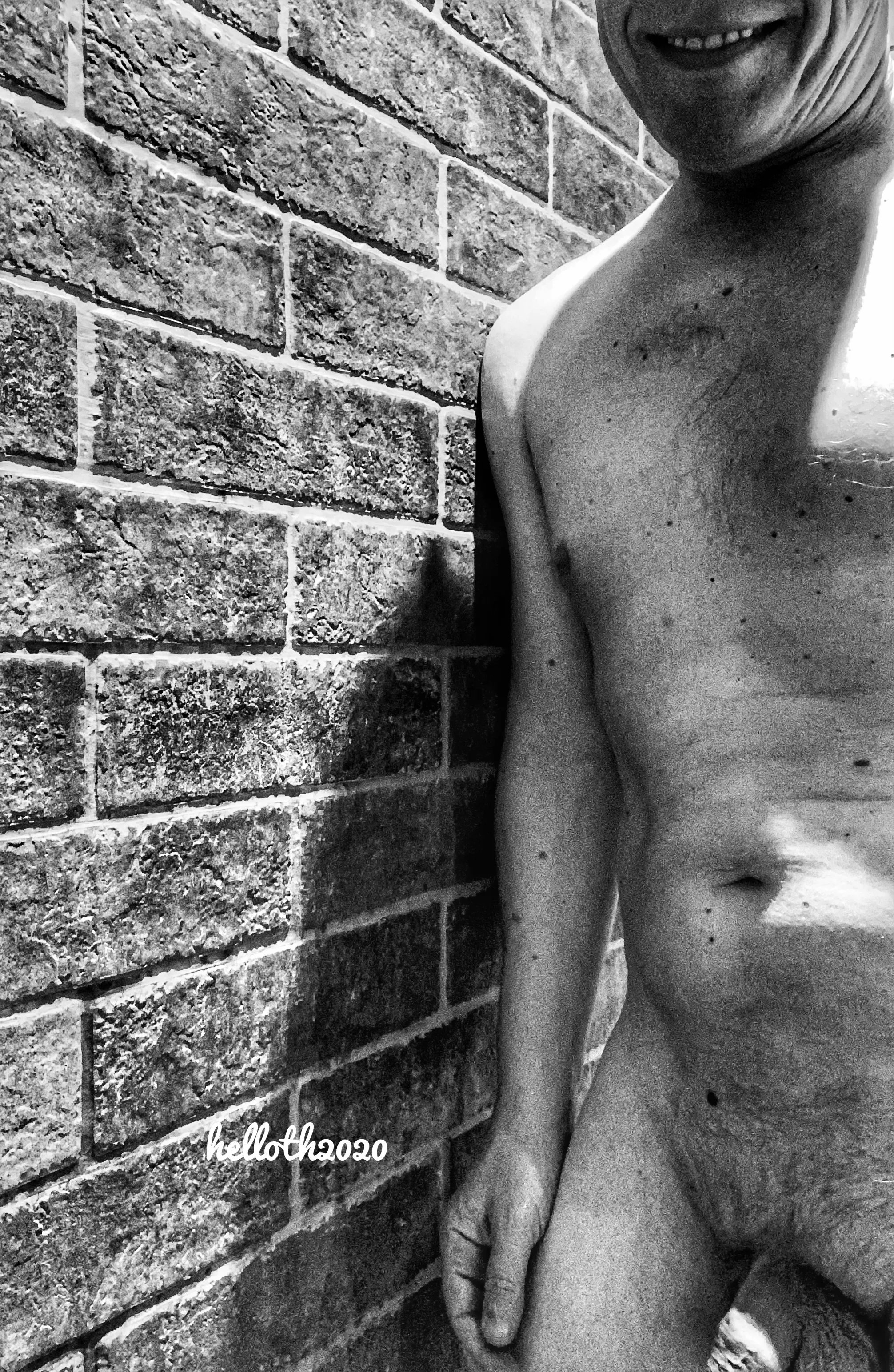 Feel the brickwork against YOUR butt as I enjoy you! posted by helloth2020