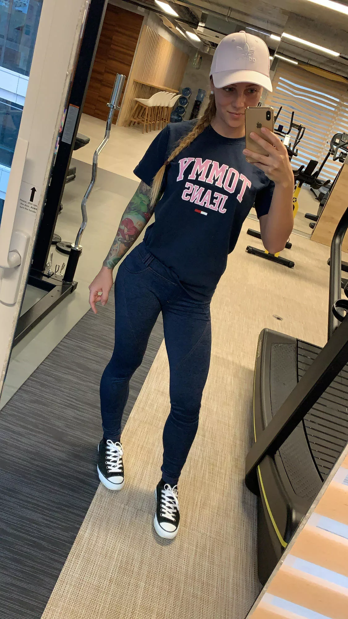 Felt cute might delete later 🐭 posted by sagittarinaofficial