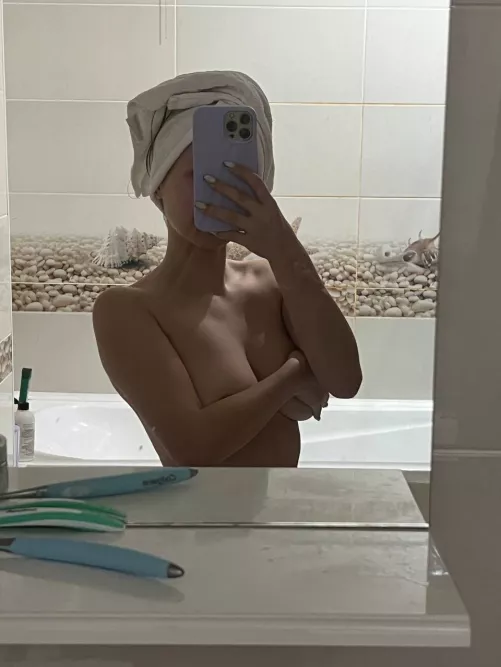 Felt cute 😌 by jennycuttie