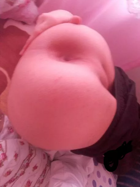 femboy friday OwO posted by youremofemboy