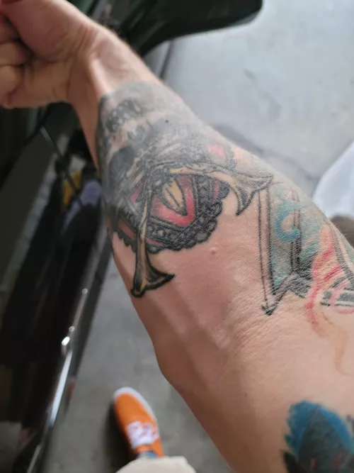 First picture on reddit go easy by Funny_Garden9945