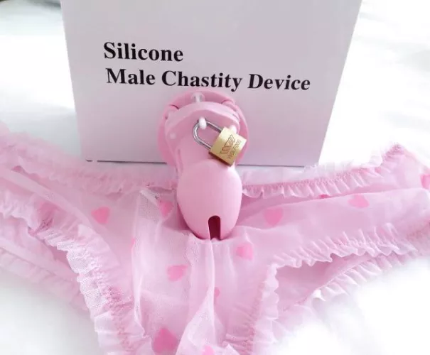 I know you’ve got a baby dick loser! Comment your size 😂you should be humiliated by BetaboyDane