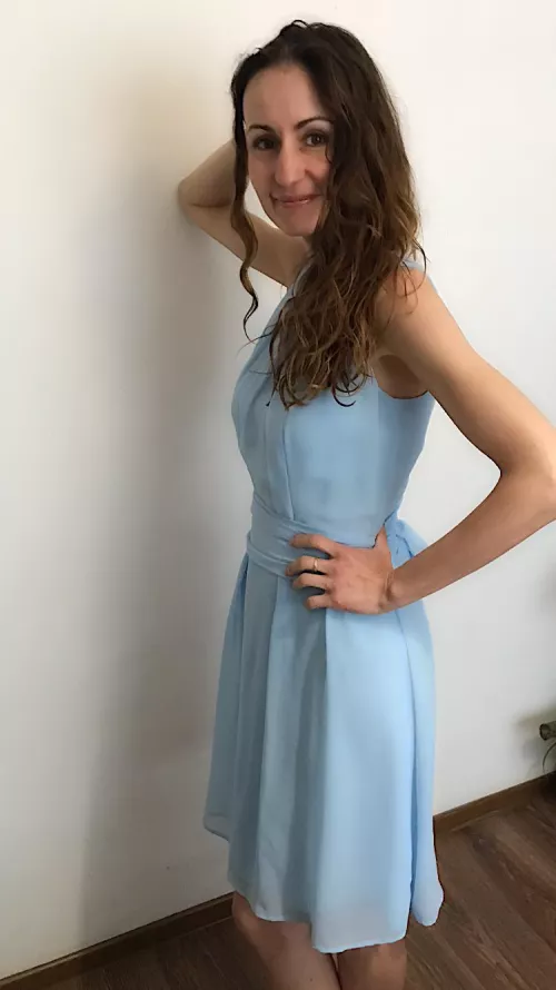 I love this dress and its color. by Viki_soul