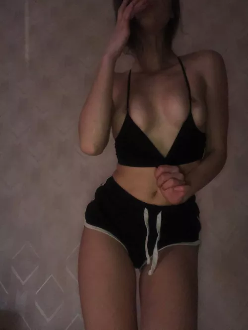 🔥👄I ran my fingers over my breasts, while my other hand explored my wetness.💦💋 by MindlessPerformer490