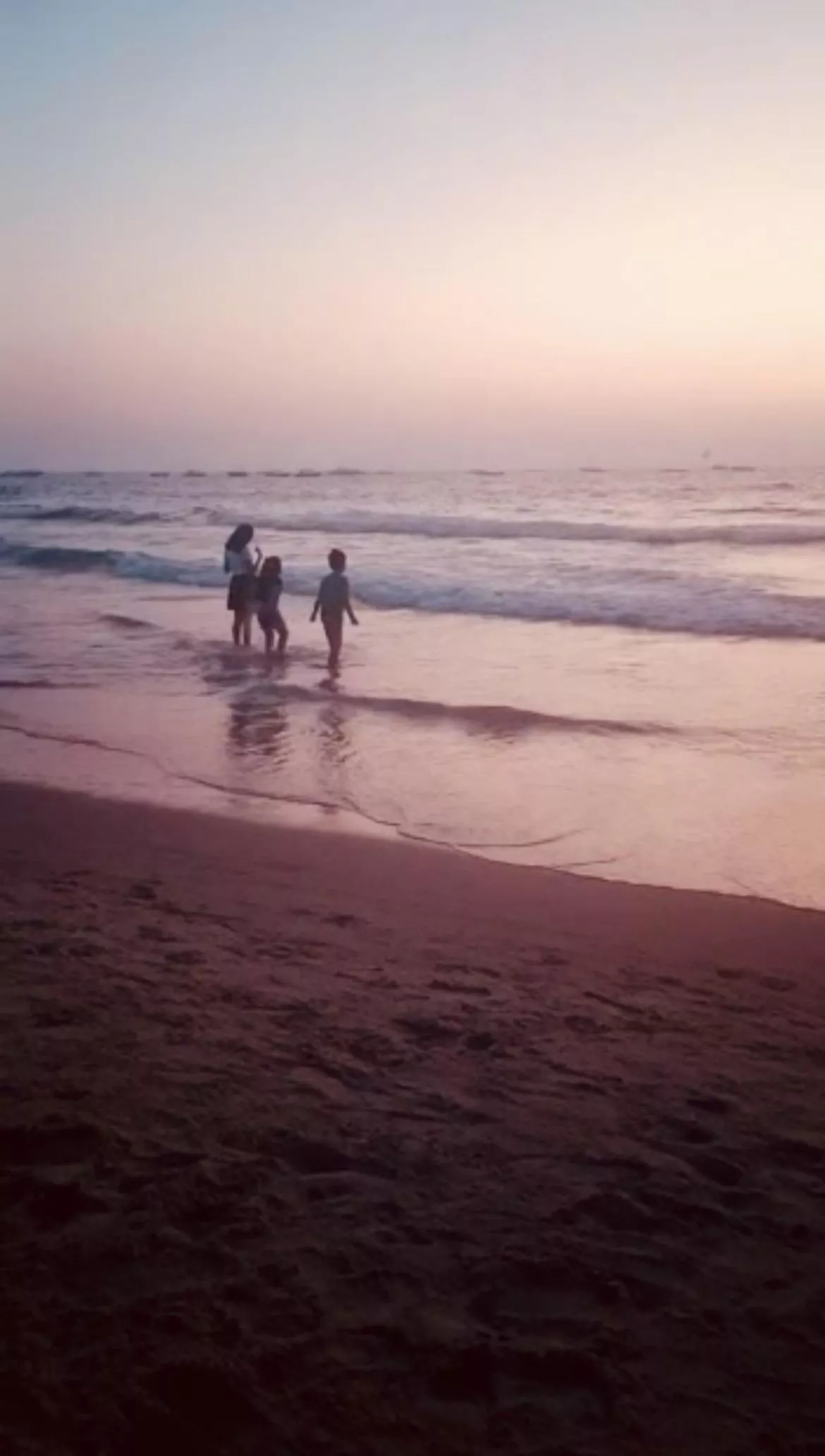 I think this belongs here posted by FrivolousCactus