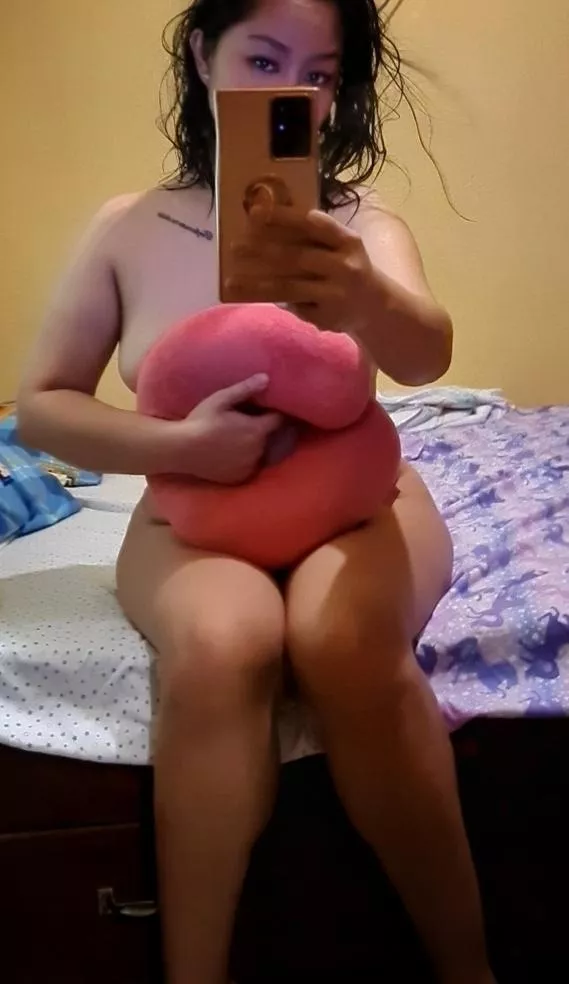 I was tryna air dry my hair, but hey, I can hide behind this thing. (f)vck Hahahahahaha posted by Kwhateva