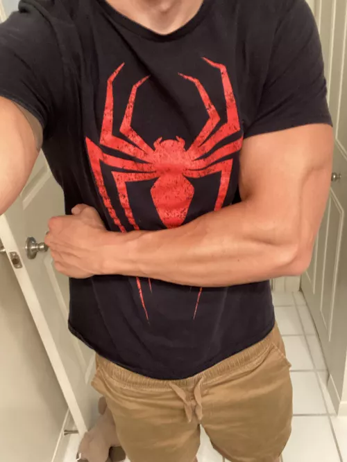 I’m more into blondes than red heads. Who wants to be my Gwen Stacy? by TrainerRay85