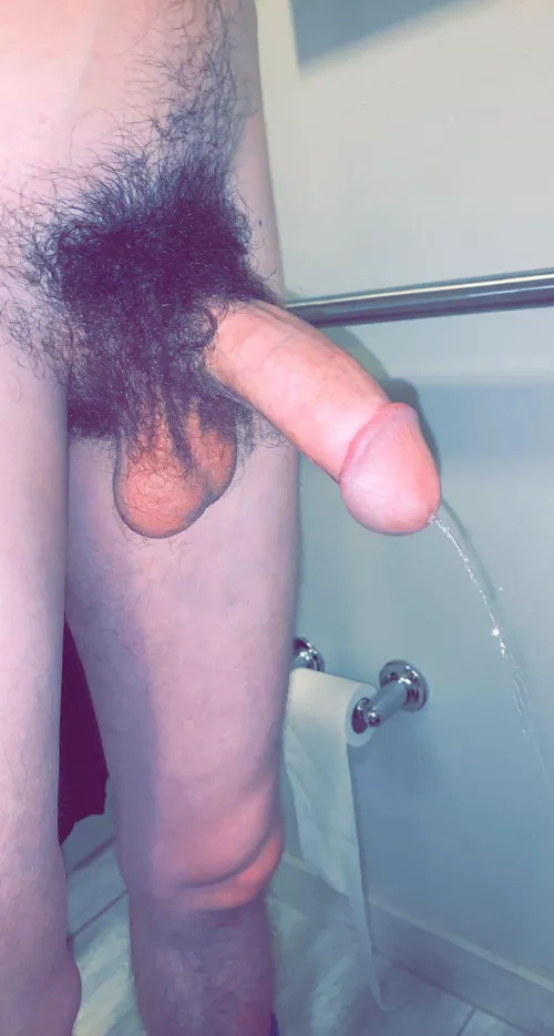 It’s hard to pee while hard 😔 by slytherinwizard