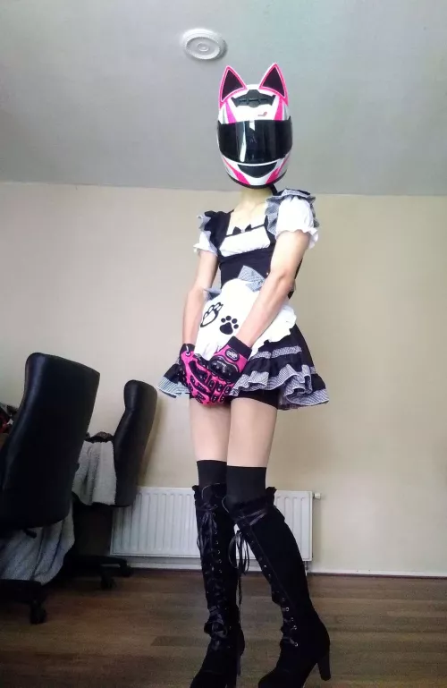 Just got an new maid dress, does it look decent? by UFFriskey