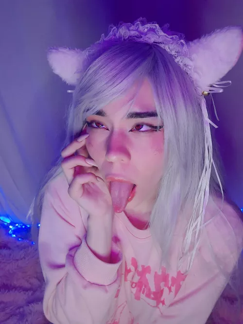 Kitty-girl ahegao face by Vivernas