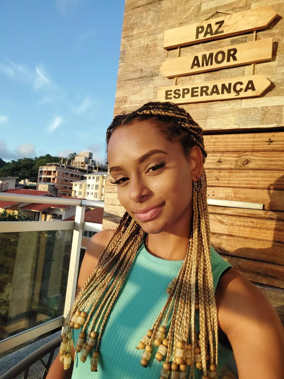 Let's dance under the stars and see where this night takes us. posted by eududarosa