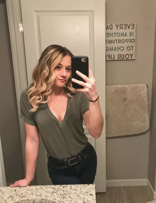 Loving my curls today by T4RLady