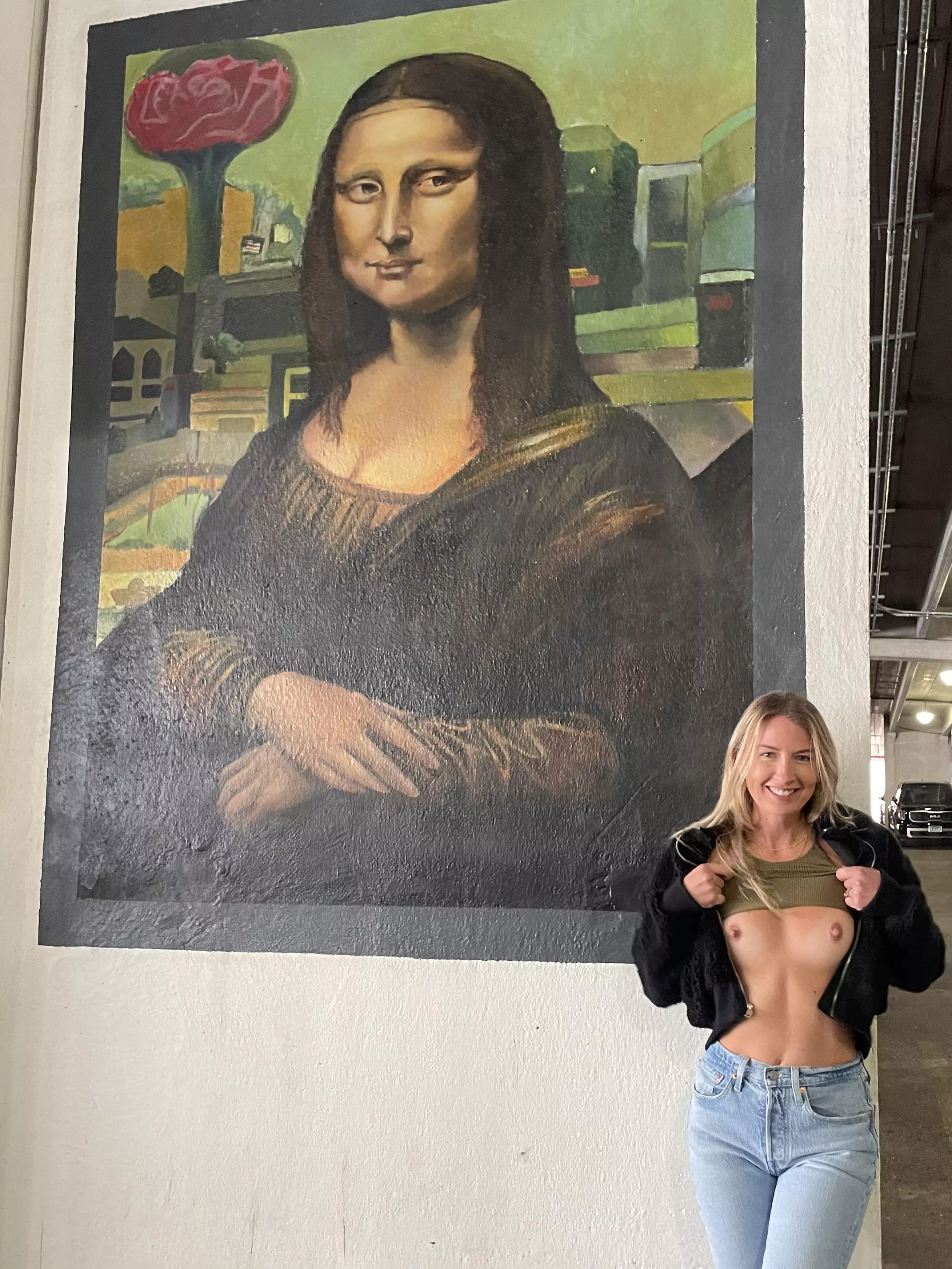 Me or the Mona Lisa? posted by blondefoxsilverfox