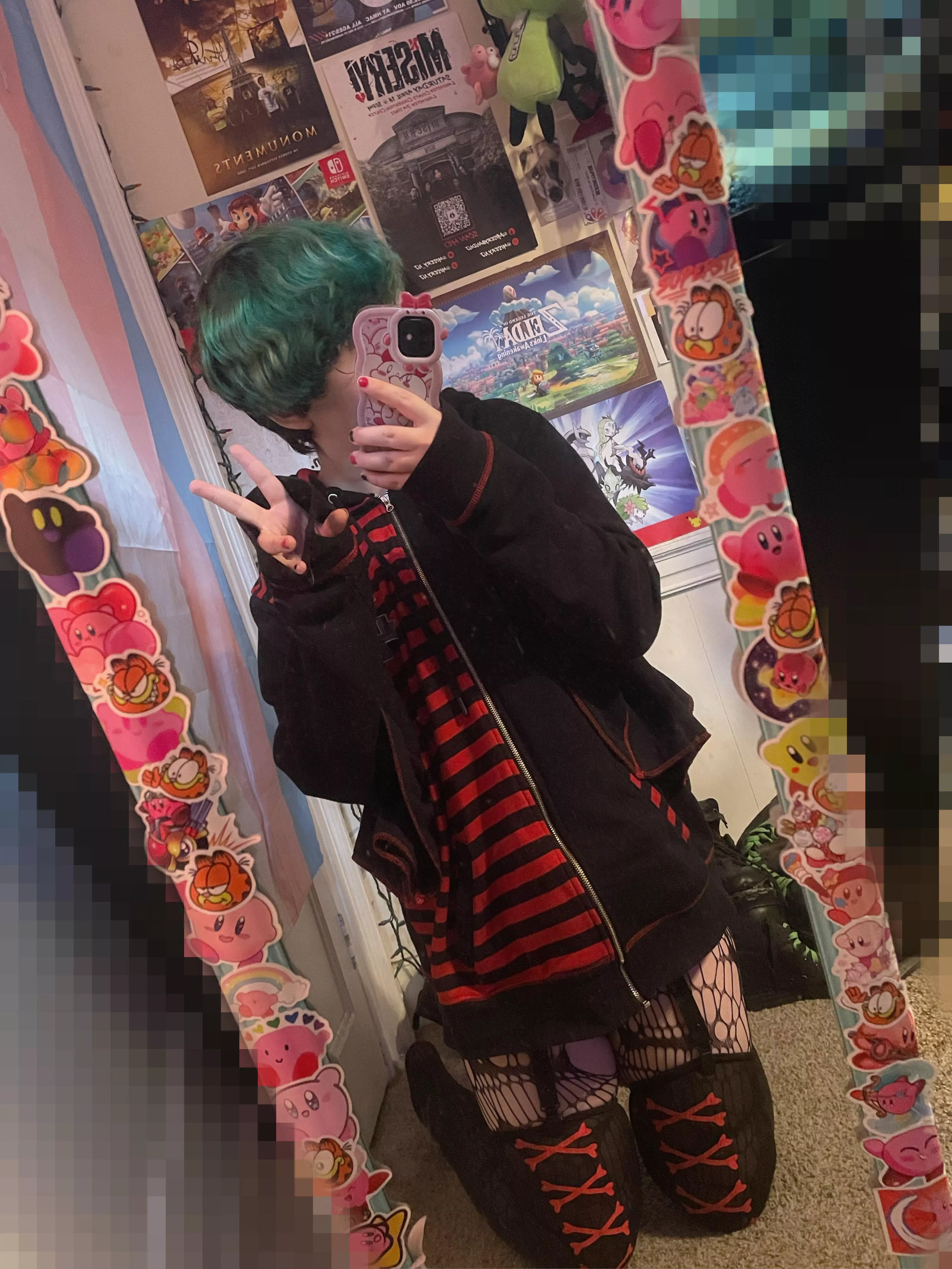 more of this outfit :p posted by softcounty