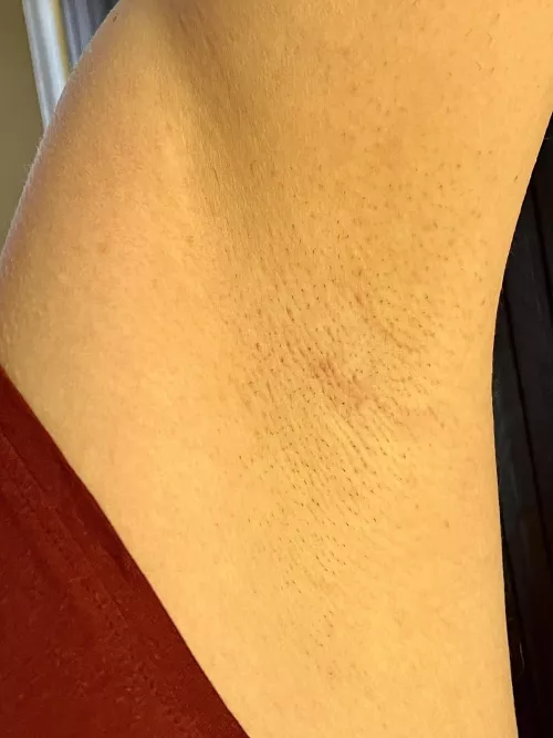 My pits get stubbly so fast, would you like to lick them while they’re prickly? by sunnypits