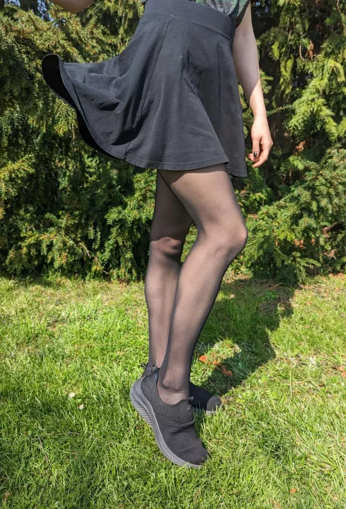 Oh no my skirt is flying up by MarielleFeet