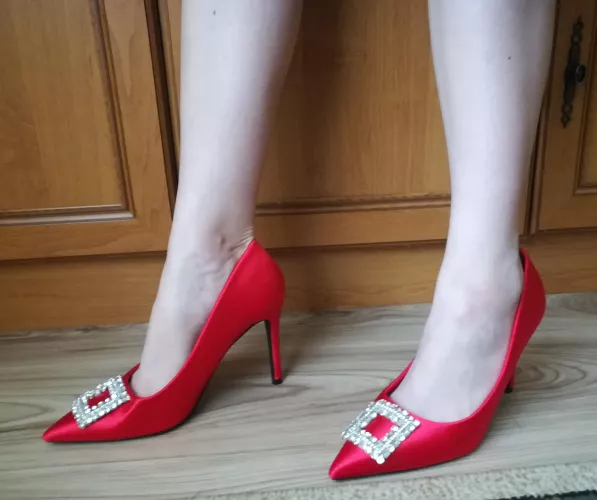 red heels by MelaniesFeet