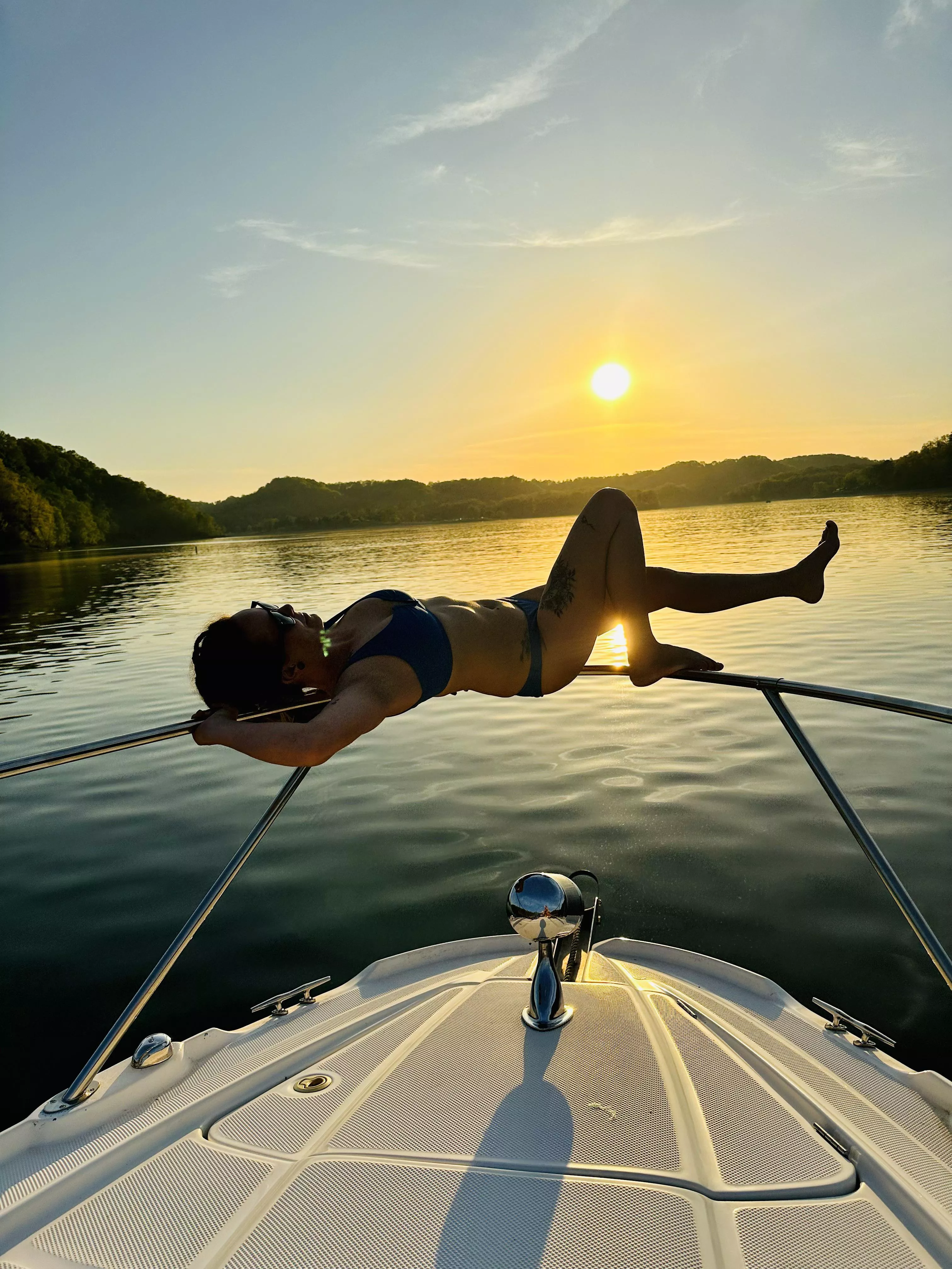 Sunsets are my favorite ☀️ posted by amberlykay7