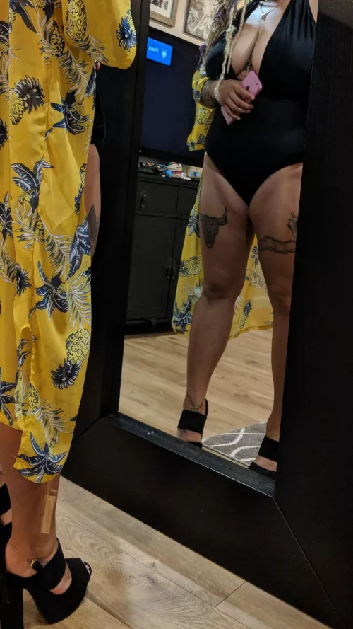 The bathing suit my wife got gangbanged in by sdfragger