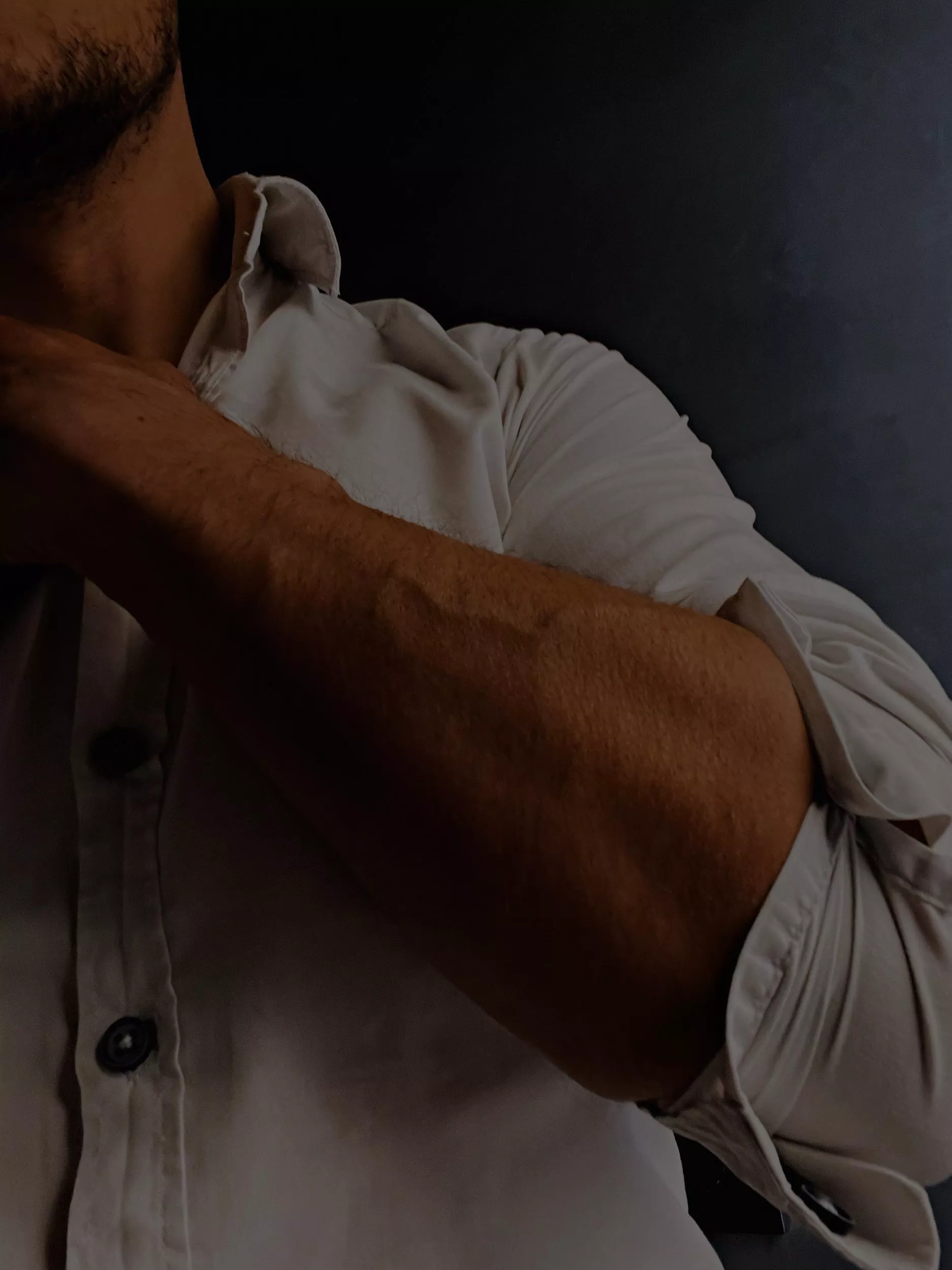 This photo is the main one posted by TheManOnSuit1