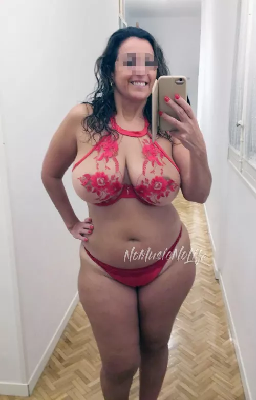 Today my son’s friends are going to feel a bit weird with me by nmnlswingers