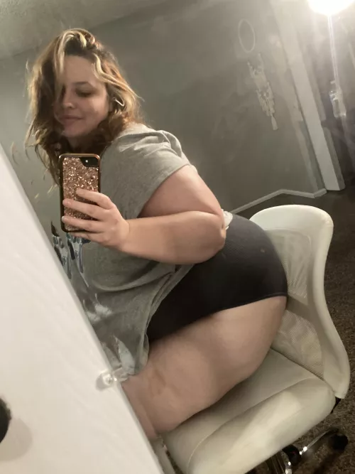 Tshirt and panties kinda day 🥰 by lolakaatt