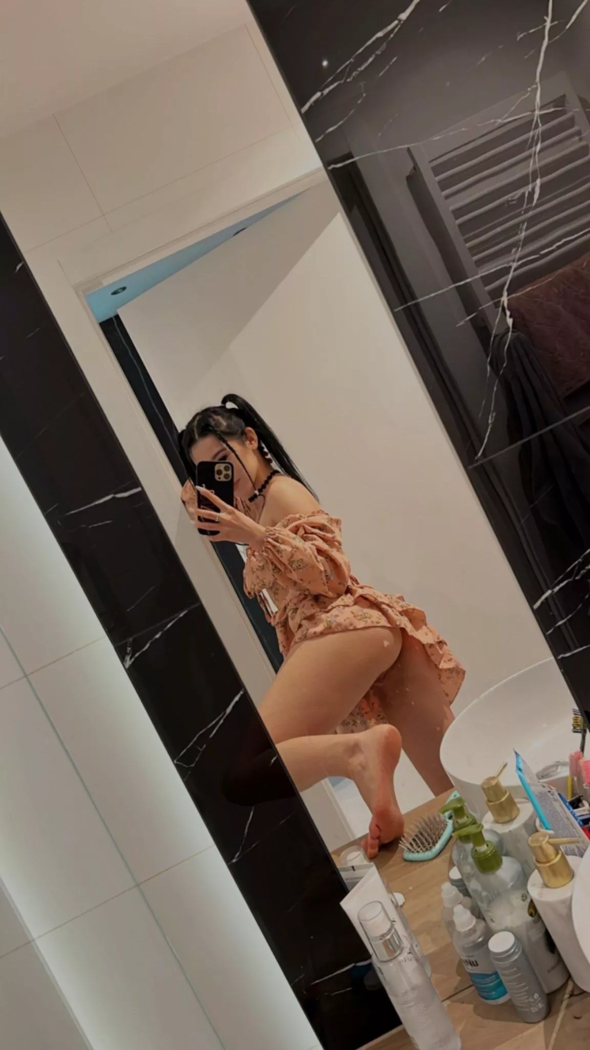 Weekend is here posted by Lolaxelo