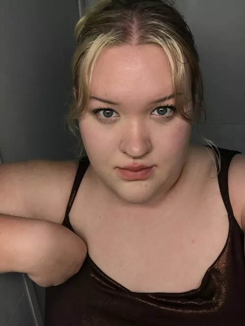 what do you think about blondes? 🥰 by ThePiggyGirls