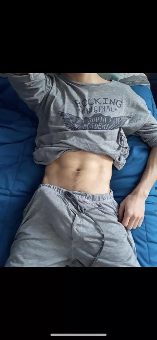 What will you do if you saw me walking to the gym like this ? by Constantbulge-