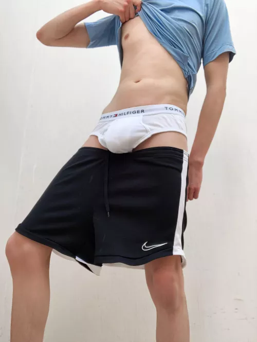 Would you suck my teen cock? I’d like you to empty my balls by Kevingoodboytwink