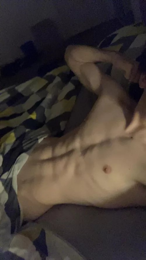 22 Aussie looking for guys with abs into cbt / nipple torture. Snap is deano24d by 4noodzk
