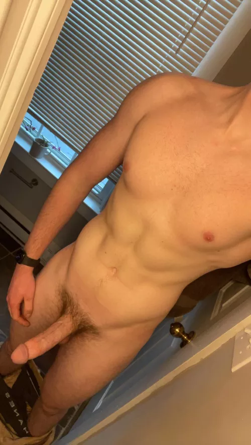 22 muscular college bros hmu by Salt_Concert_1657