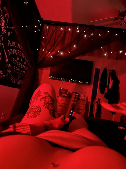 A little late night fun by Caspian_Jane_Xx