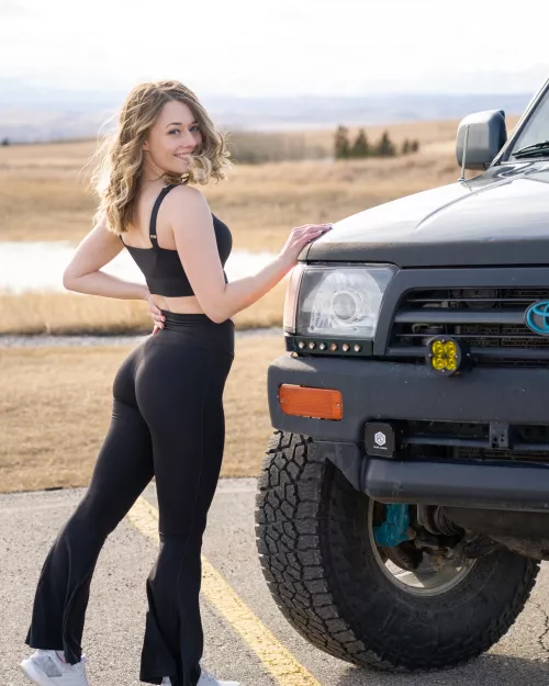 All black by T4RLady