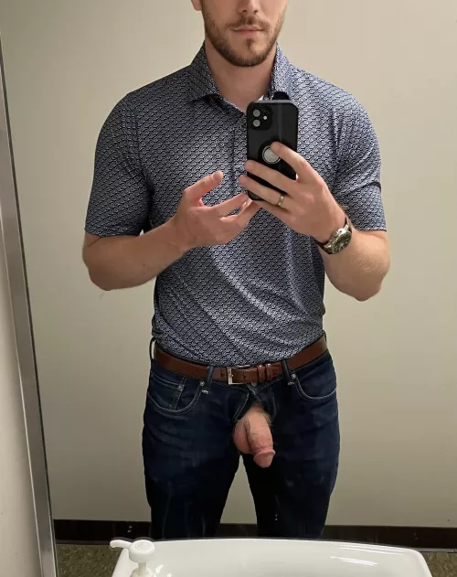 Can married men post here? by Broad-Ad-4720