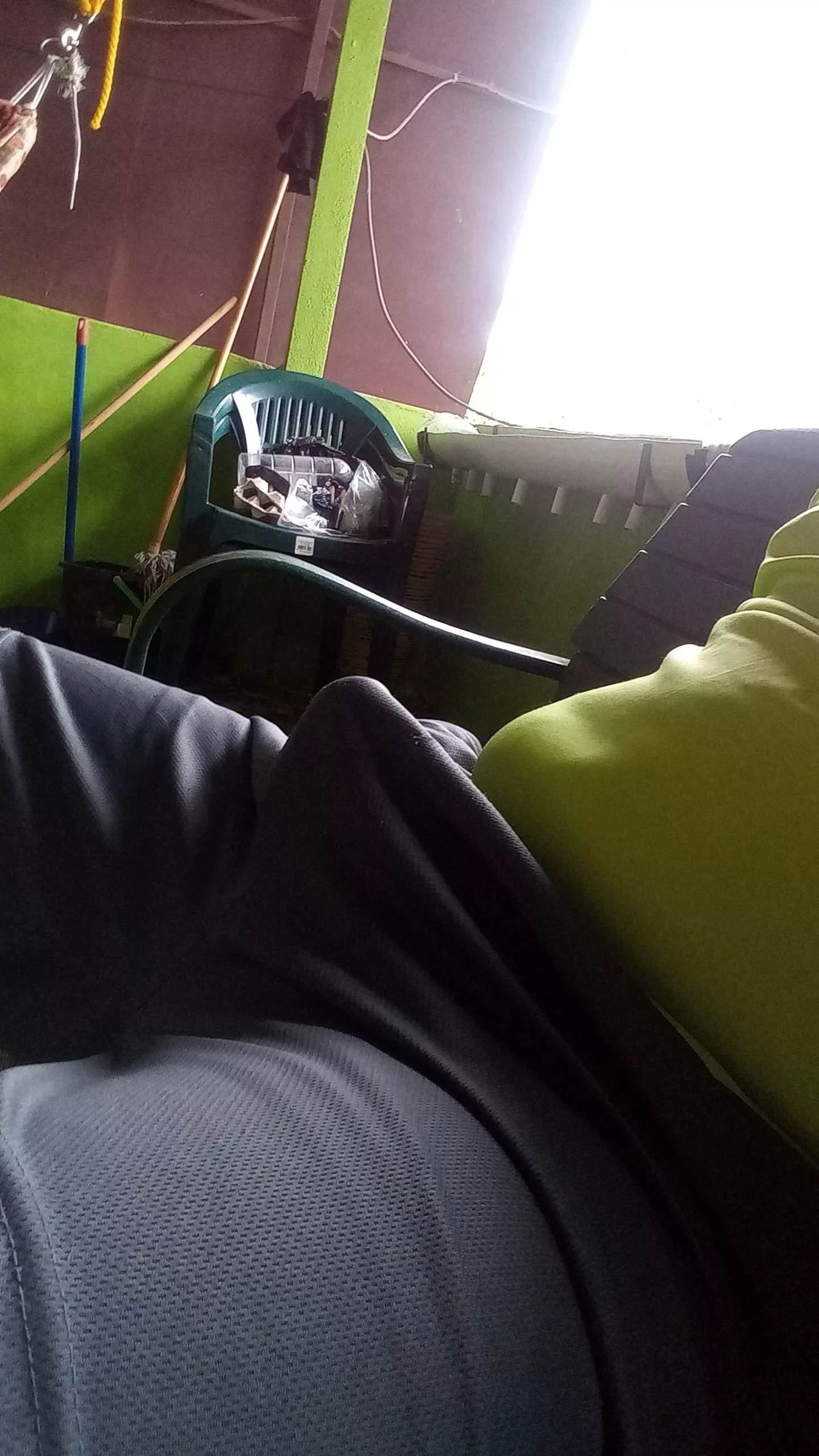 chilling with dad posted by idontknowyounav