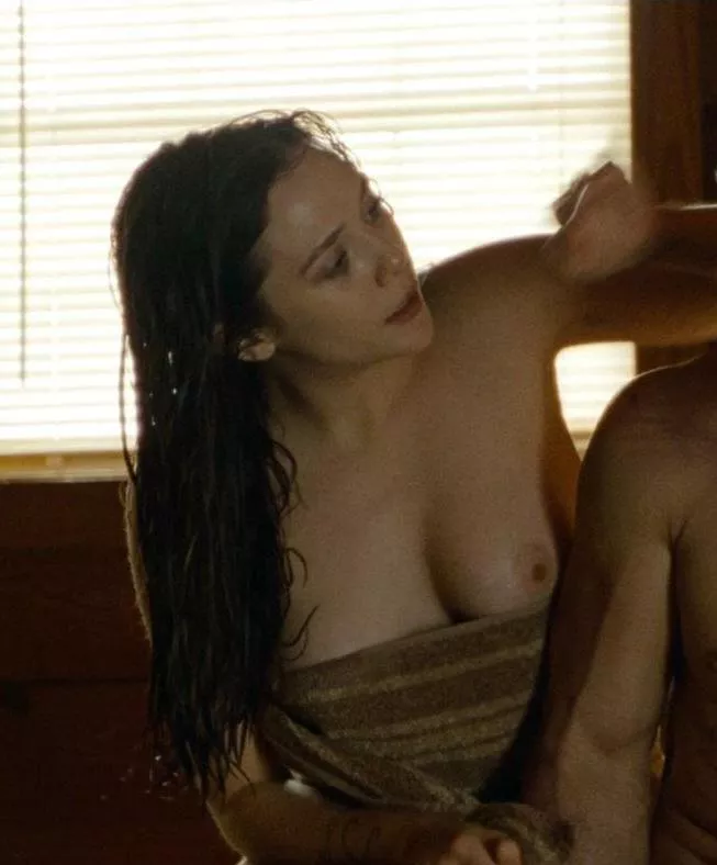 Elizabeth Olsen posted by BeyondSea90