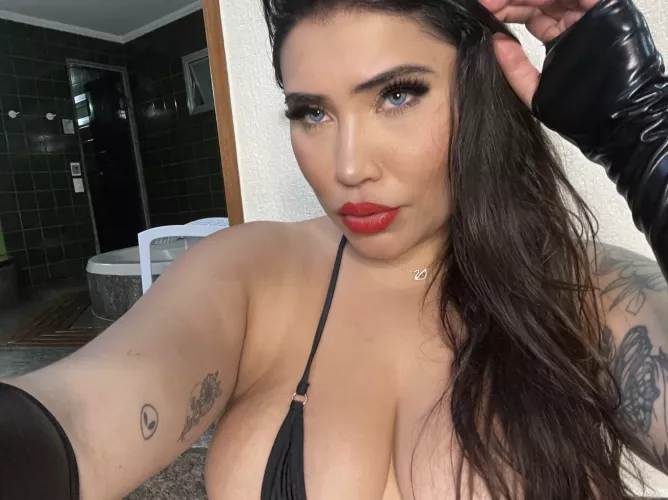 Feeling cute by LenaButler