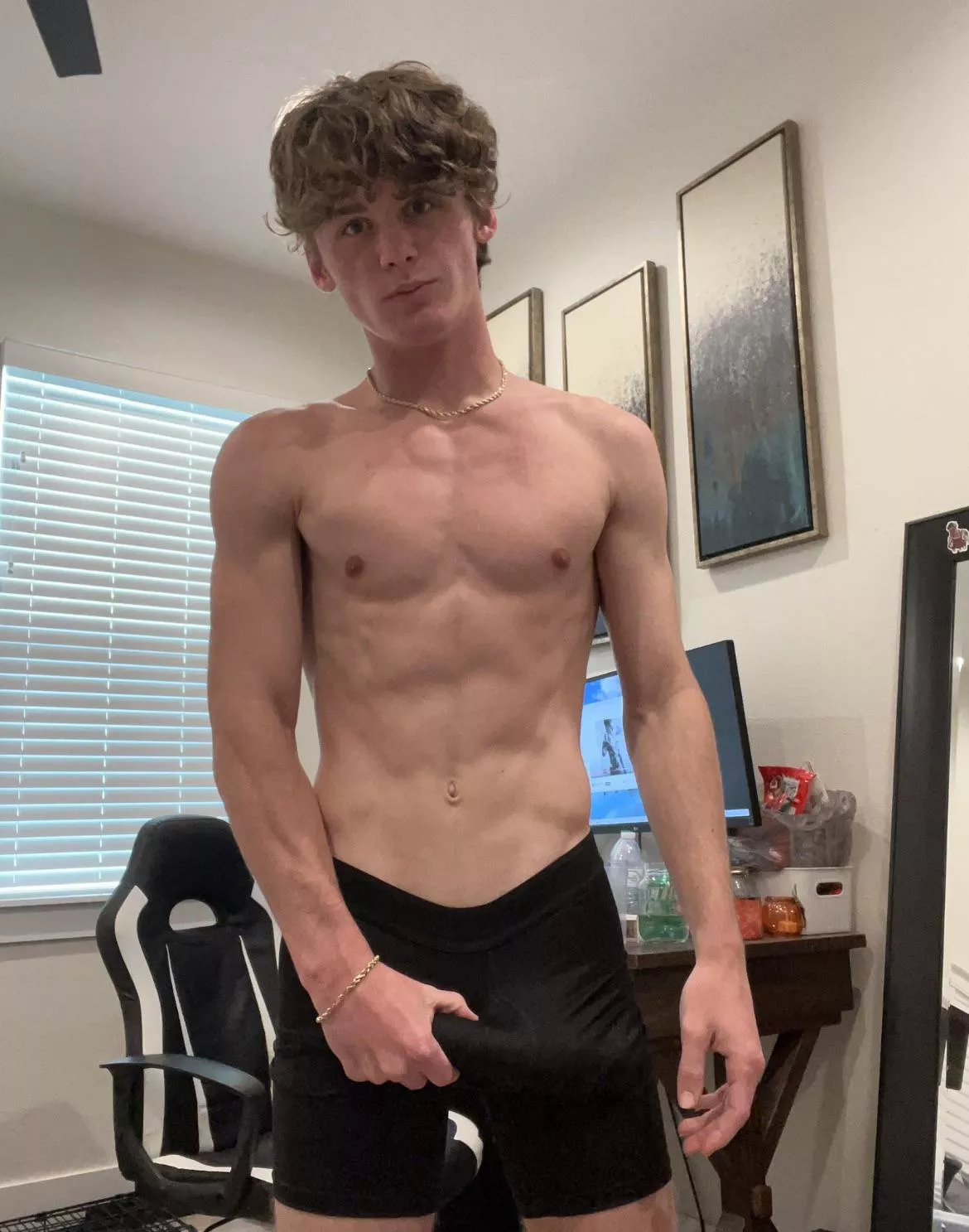 get on your knees posted by ghostriderr2