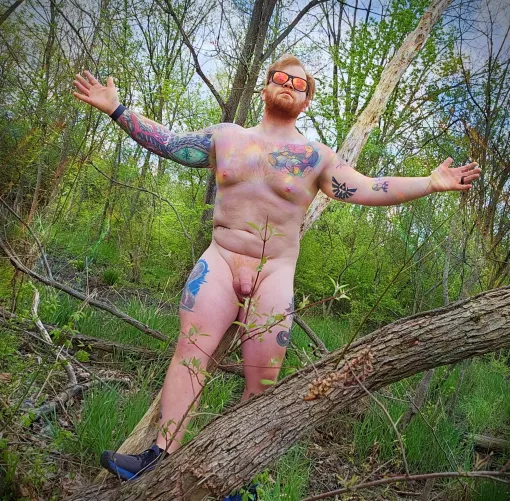 Happy earth day everyone. As we connect our natural body's and spirits to nature and earth. Make sure we take time to get out and appreciate it and take care of it by oubizle