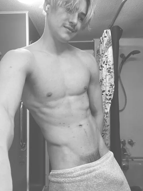 Hmm can you see by Scared-Sir5686