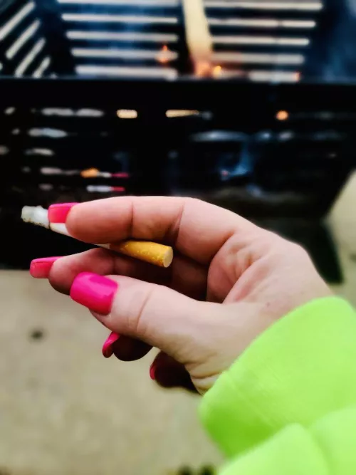 I’m a blue collar wife…bright pink nails pair well with my hubby’s day-glo yellow hoodie, don’t you think?! by Sexy_Banker_Lady