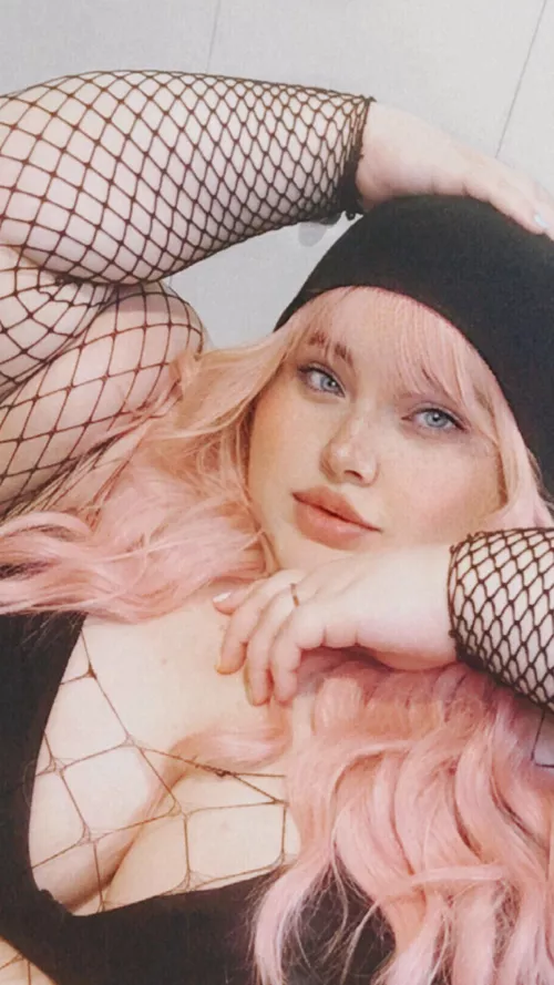 Kiss me by thisfatfox