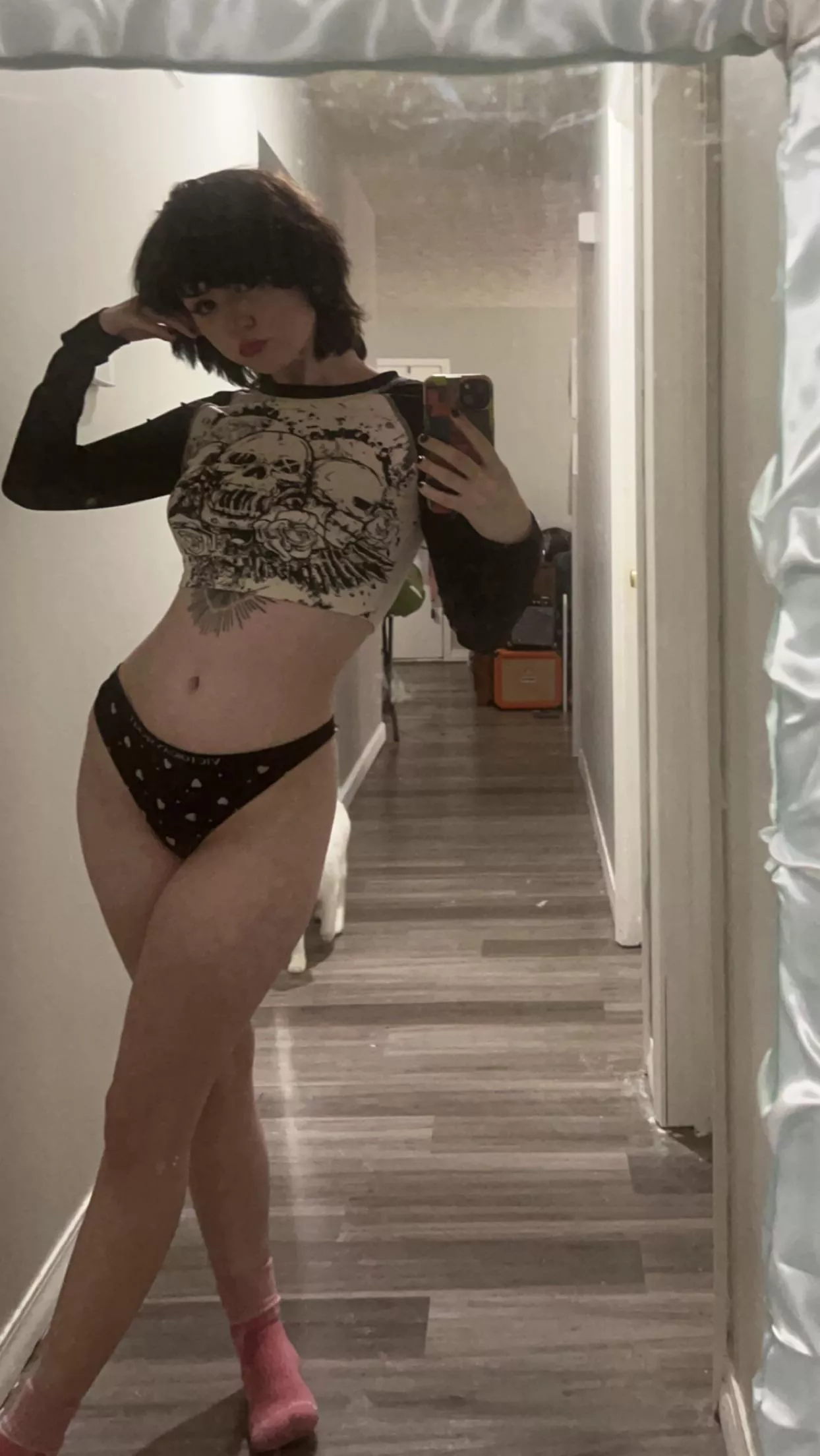 Low quality emo girl selfie posted by Bimbobabey