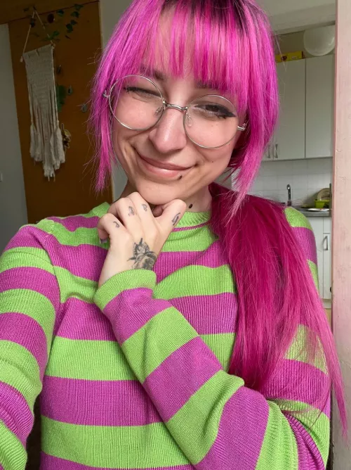 Sweet pic with my bright pink hair will make this day great by Lanauntouchable